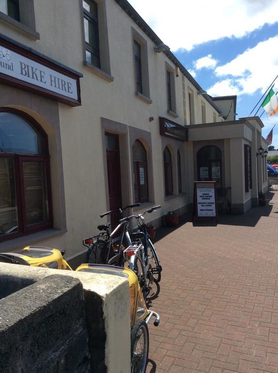 Achill Sound Hotel - Ostan Ghob A'Choire Eksteriør billede