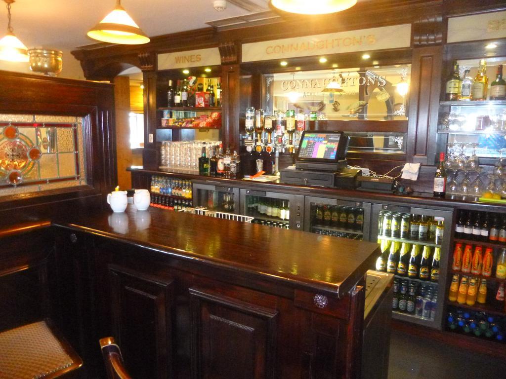 Achill Sound Hotel - Ostan Ghob A'Choire Eksteriør billede