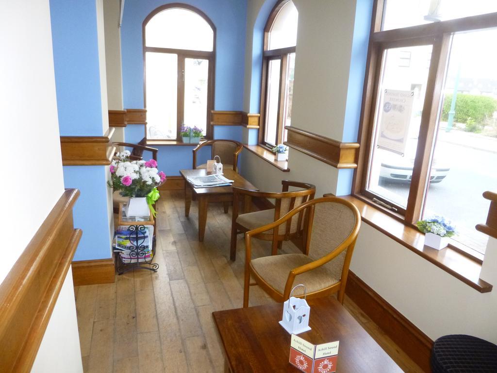 Achill Sound Hotel - Ostan Ghob A'Choire Eksteriør billede