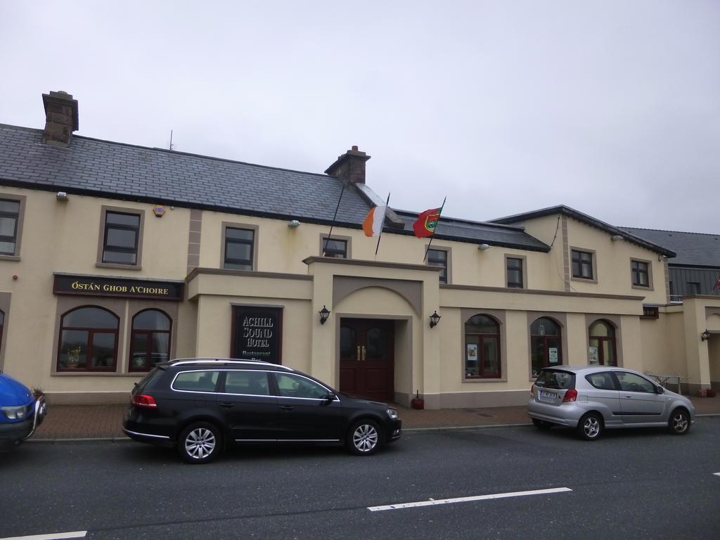 Achill Sound Hotel - Ostan Ghob A'Choire Eksteriør billede